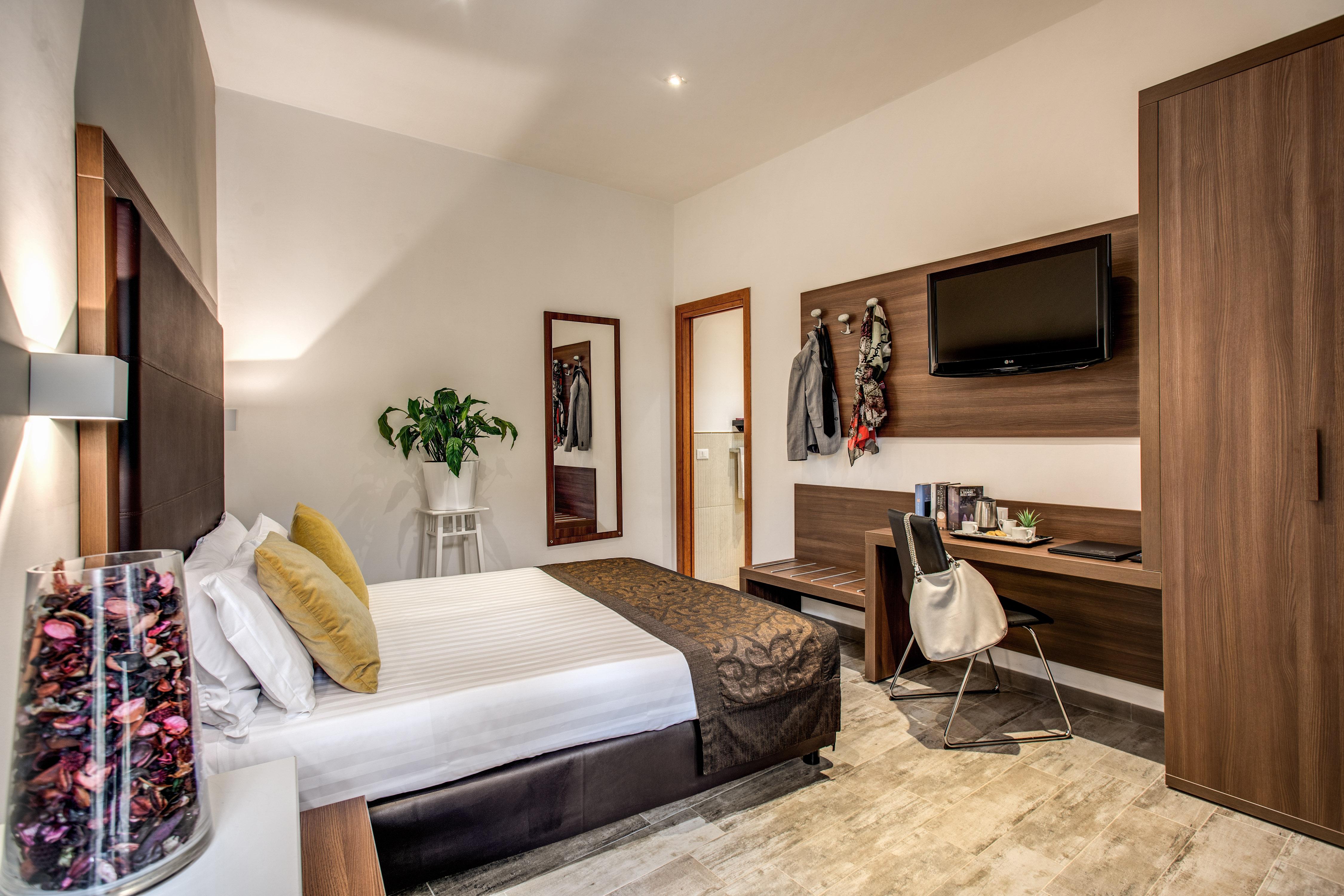 Rome Garden Hotel Экстерьер фото