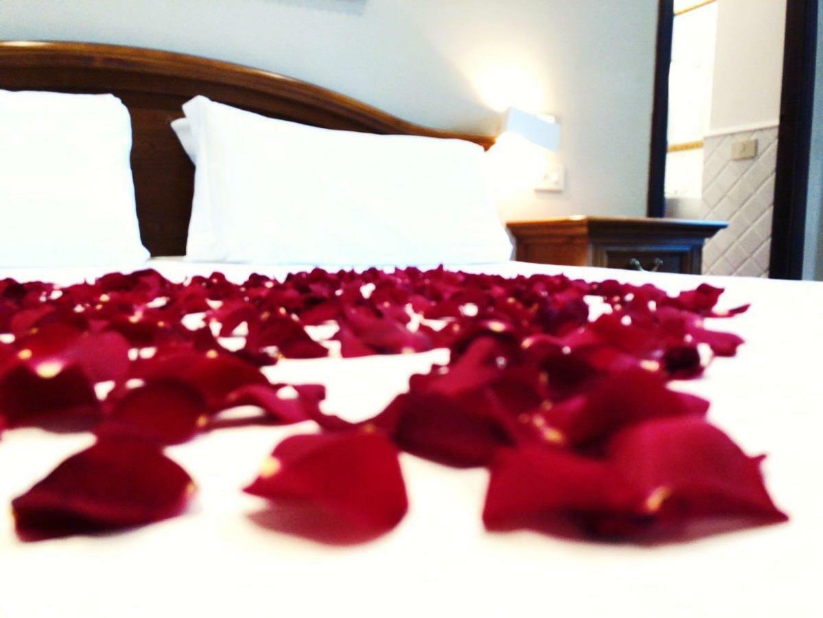 Rome Garden Hotel Экстерьер фото
